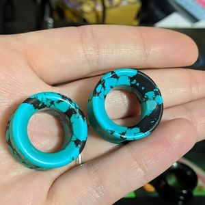 🌛 Green Howlite Stone gauges 7/8"